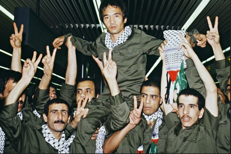 كوزو اوكاموتو .. الياباني الذي انضم للمقاومة الفلسطينية ونفذ عملية مطار اللد