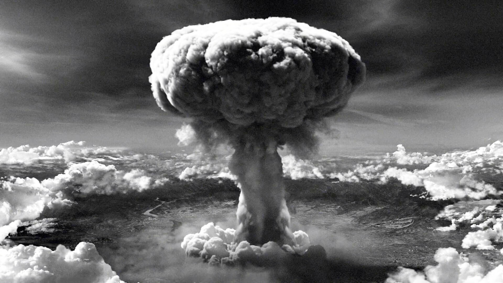 القنبلة النووية علي هيروشيما وناغازاكي : جريمة بحق الإنسان لن ينساها التاريخ