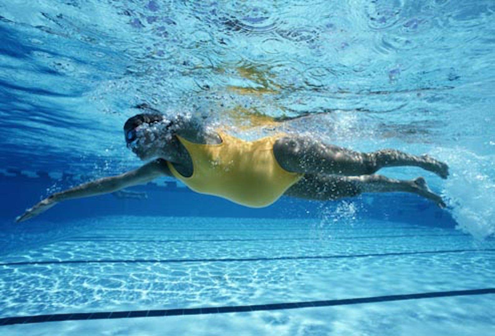 فوائد تمارين السباحة للحامل